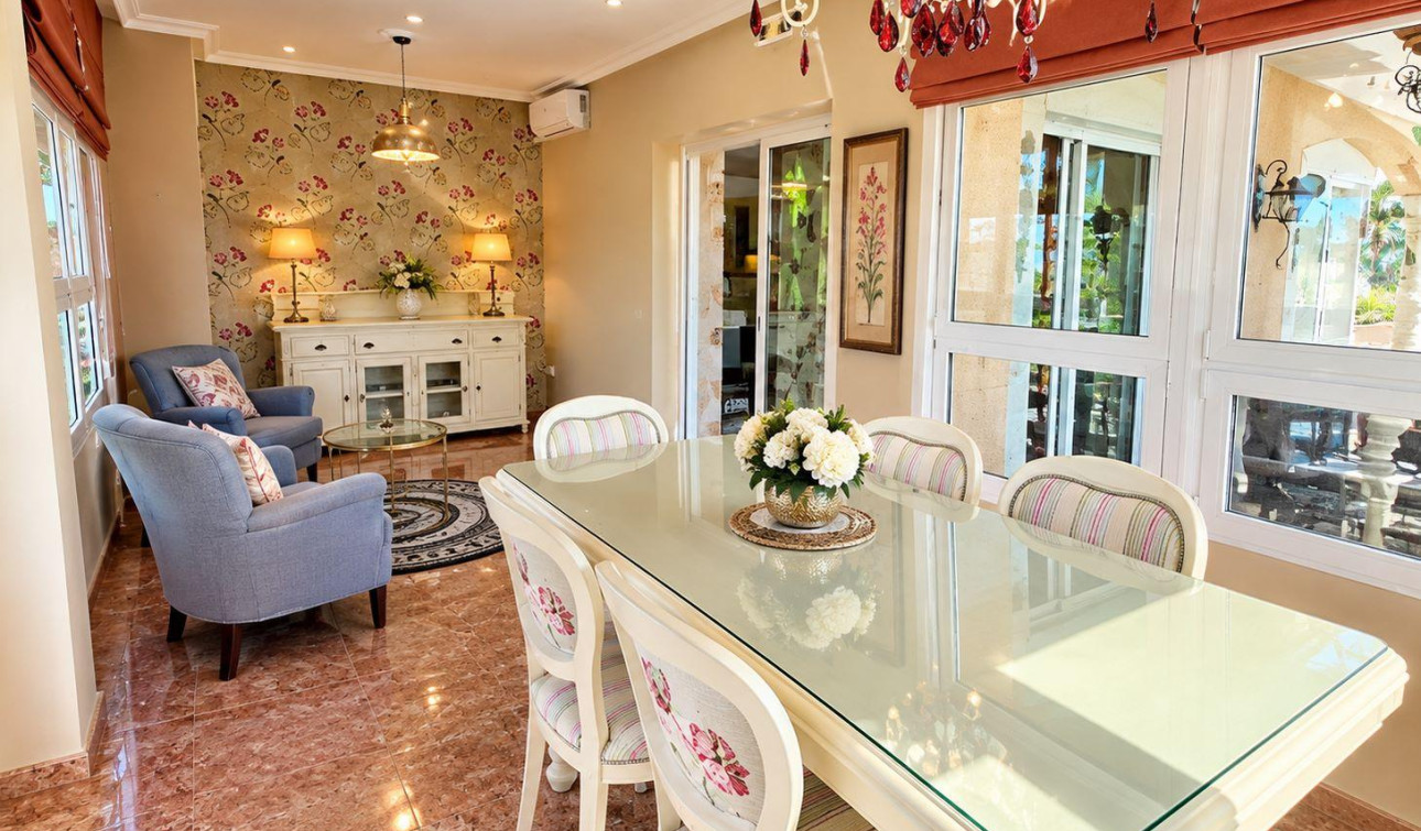 Resale - Detached Villa - Benferri - Benfis Park