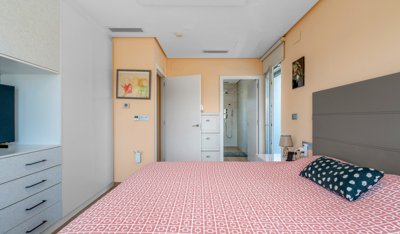 Resale - Detached Villa - Benijofar