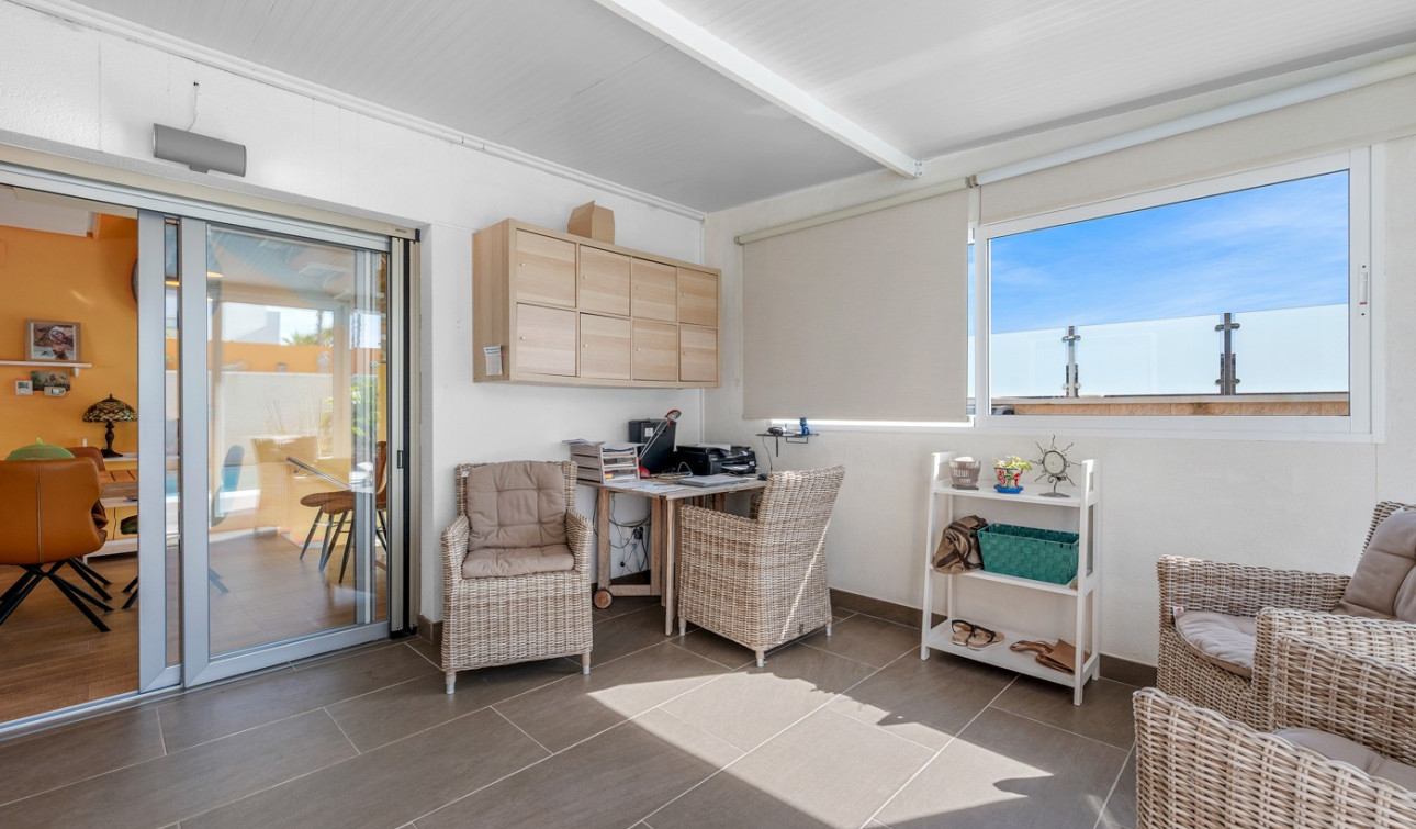 Resale - Detached Villa - Benijofar