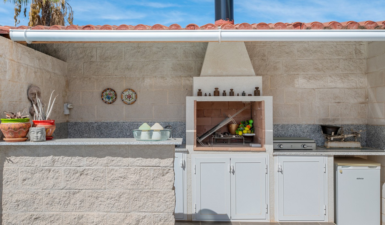 Resale - Detached Villa - Benijofar