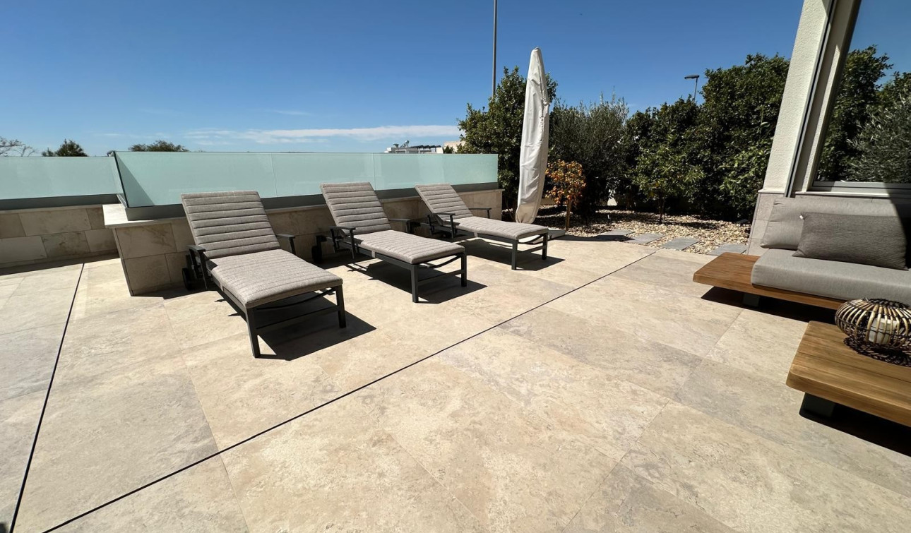 Resale - Detached Villa - Benijofar