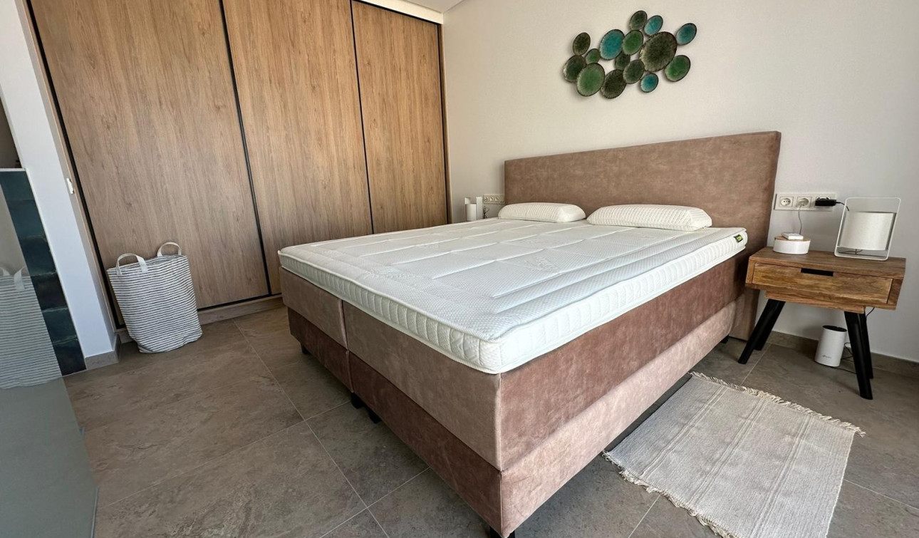 Resale - Detached Villa - Benijofar