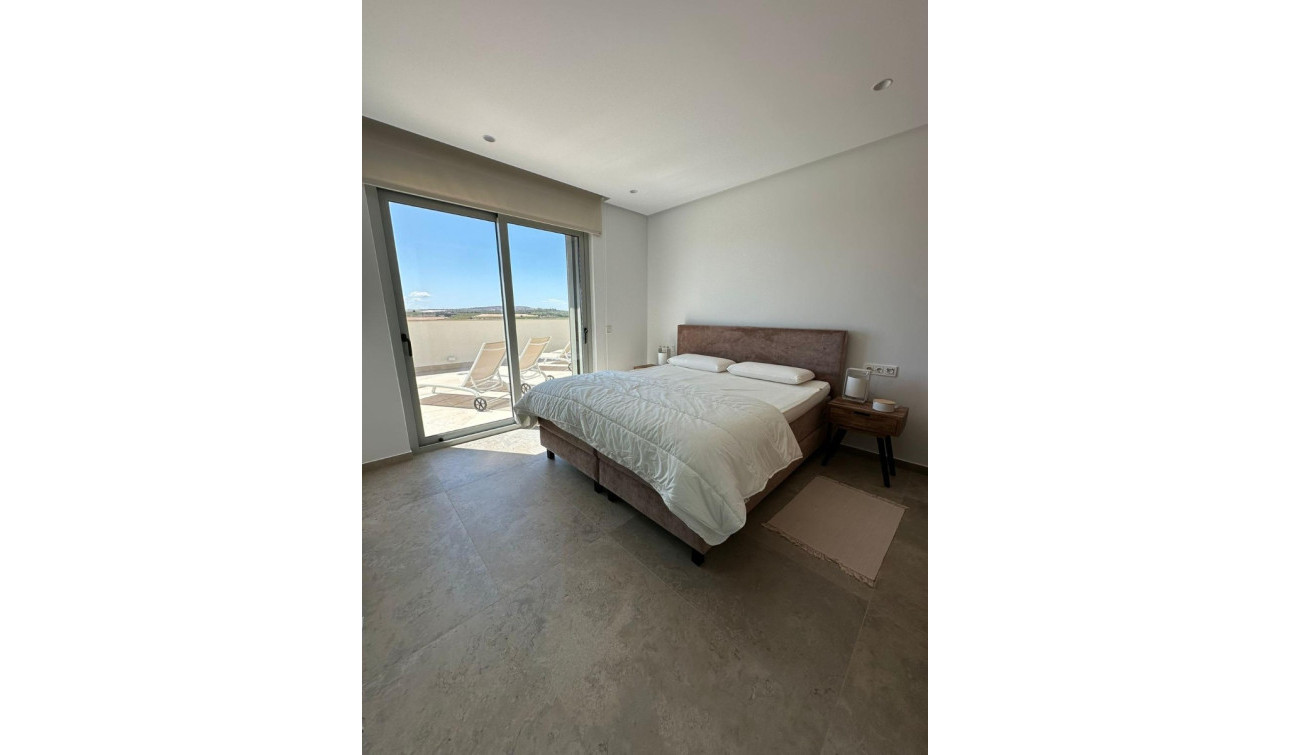 Resale - Detached Villa - Benijofar