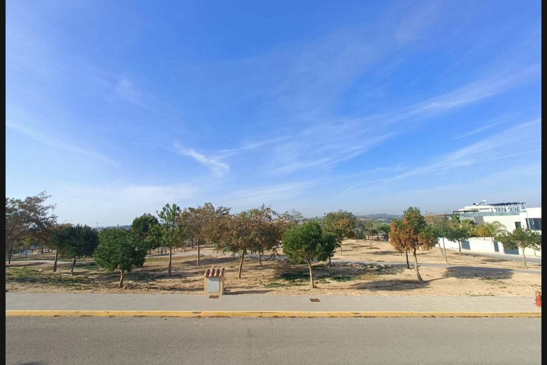 Resale - Detached Villa - Benijofar