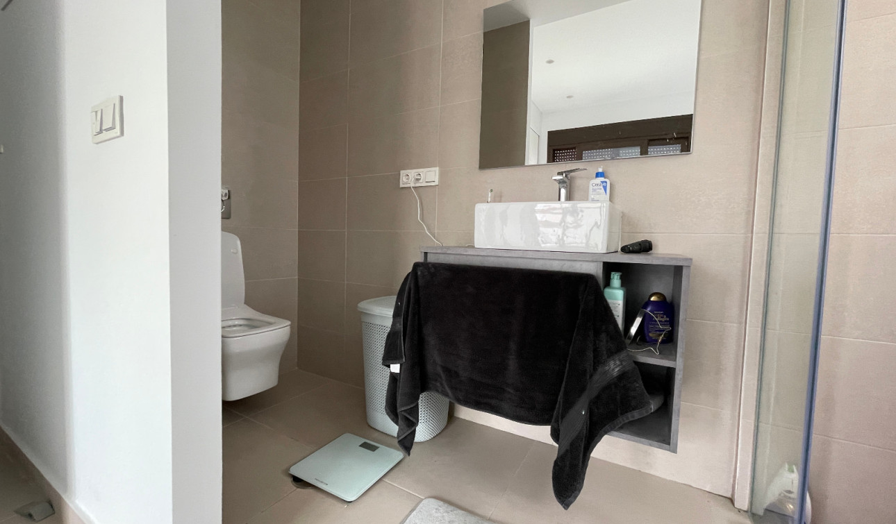 Resale - Detached Villa - Benijofar