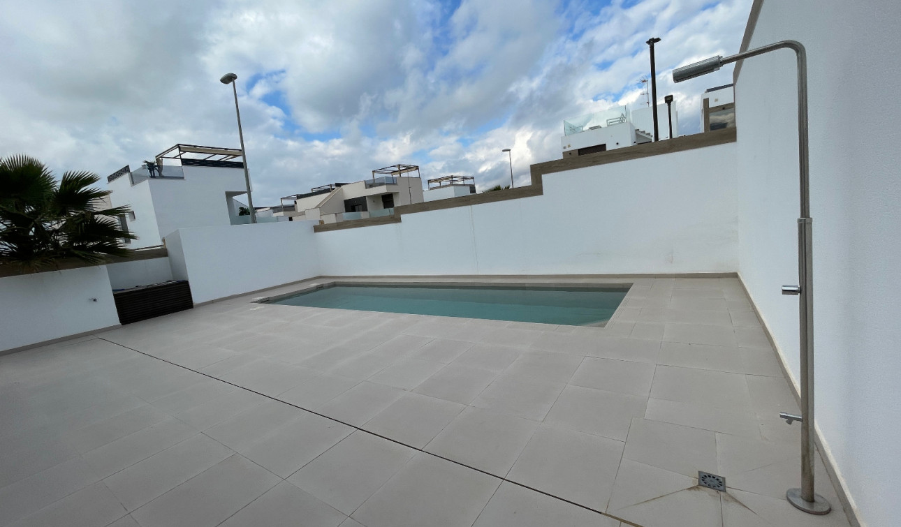 Resale - Detached Villa - Benijofar