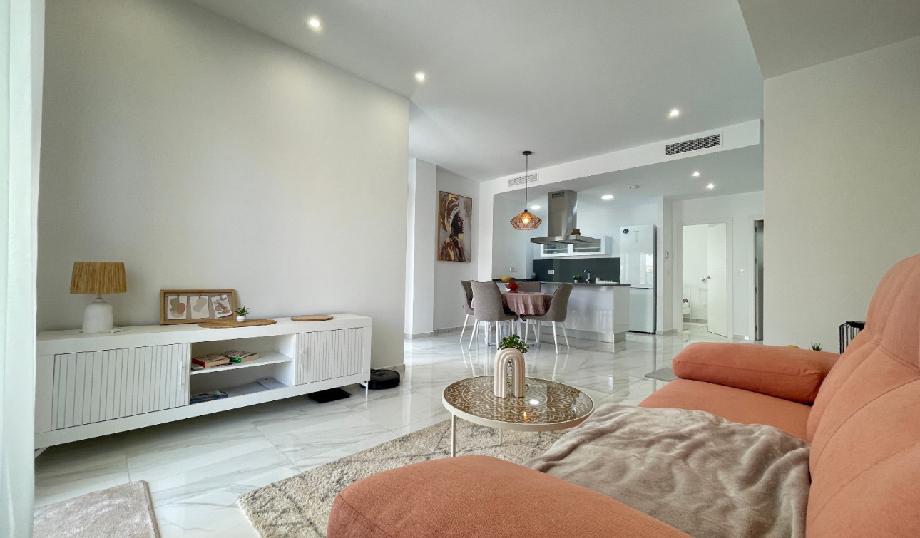 Resale - Detached Villa - Benijofar