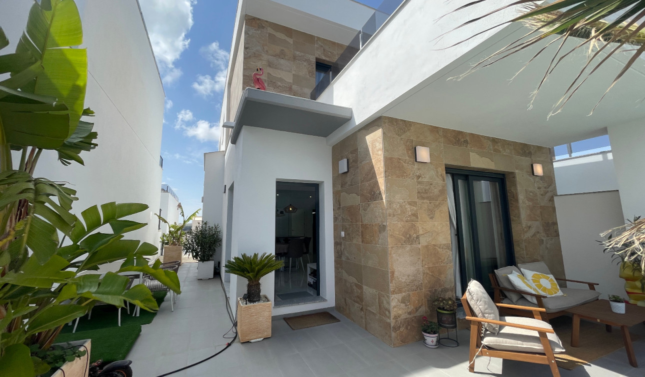 Resale - Detached Villa - Benijofar