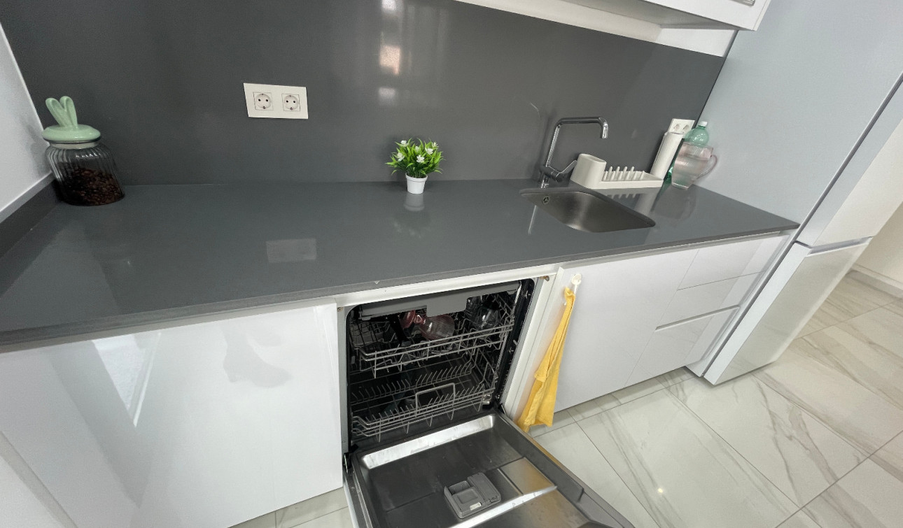 Resale - Detached Villa - Benijofar