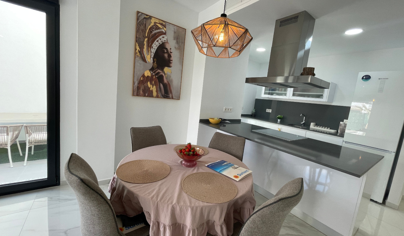 Resale - Detached Villa - Benijofar