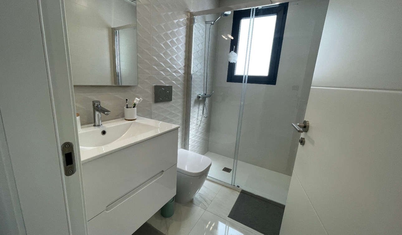 Resale - Detached Villa - Benijofar