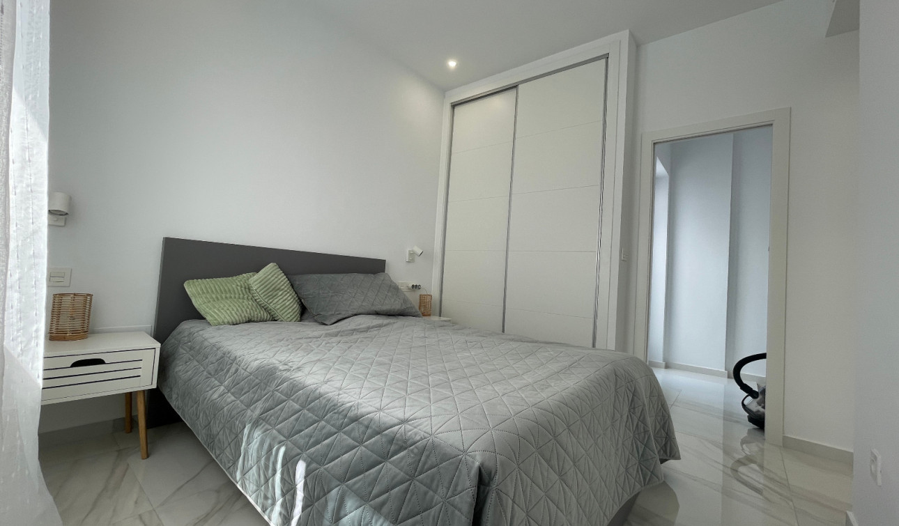 Resale - Detached Villa - Benijofar