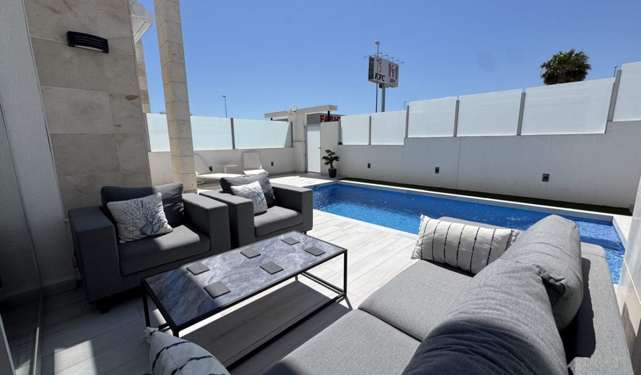 Resale - Detached Villa - Cabo Roig - Lomas de Cabo Roig