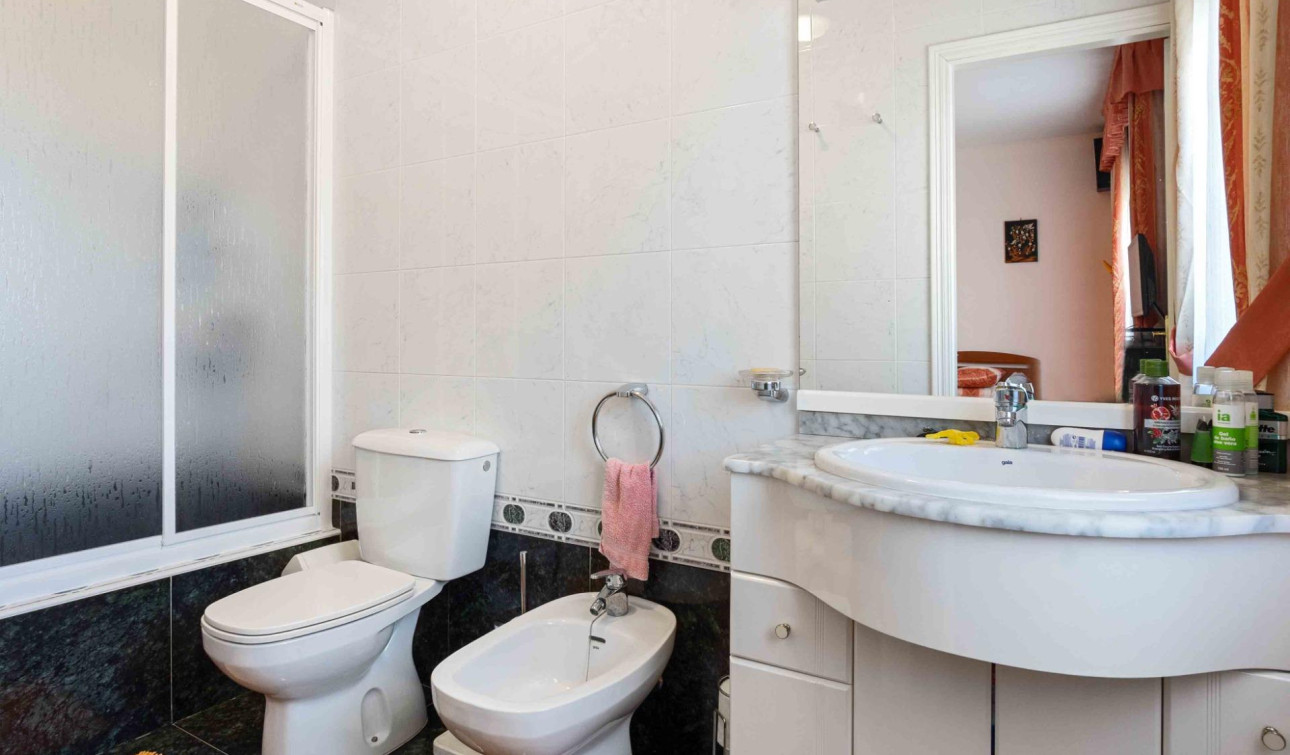 Resale - Detached Villa - Cabo Roig - MUY CERCA DE LA PLAYA