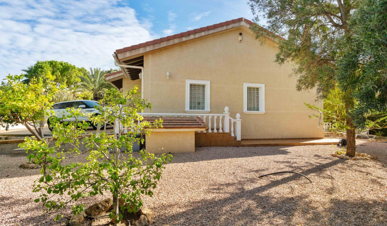 Resale - Detached Villa - Cabo Roig - MUY CERCA DE LA PLAYA