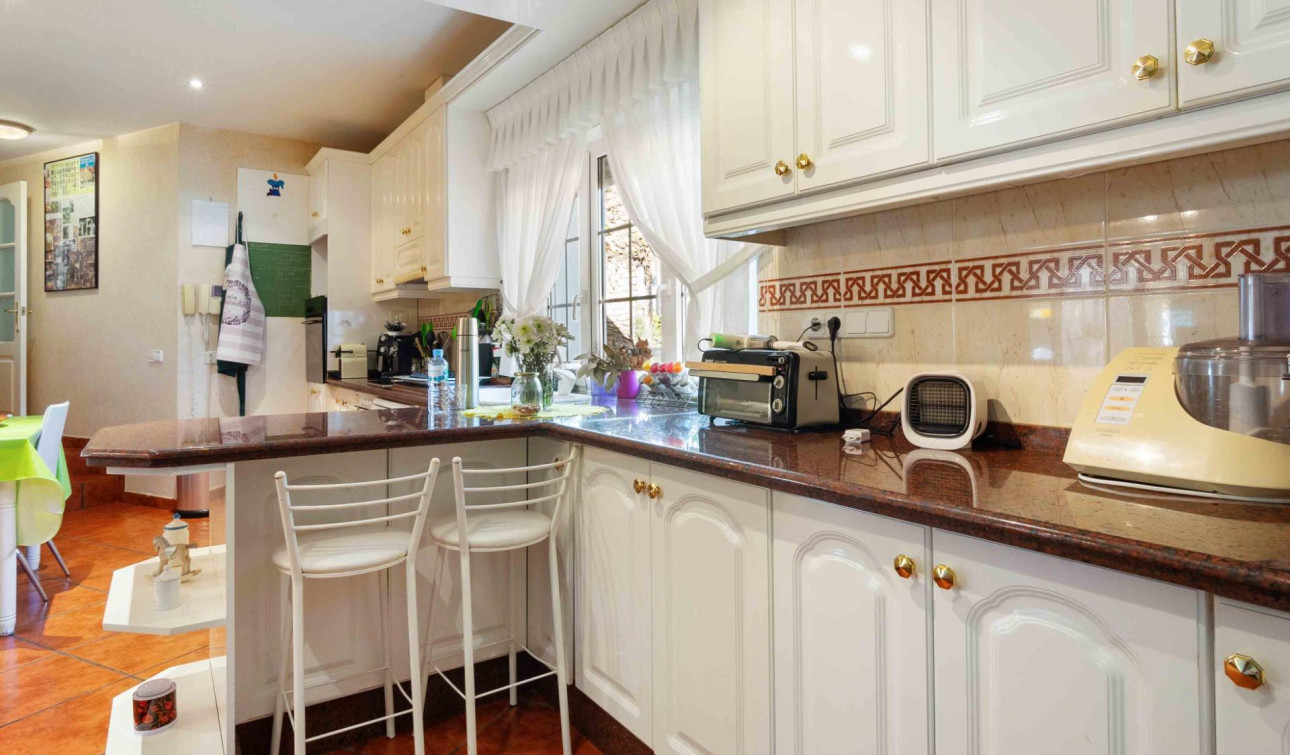 Resale - Detached Villa - Cabo Roig - MUY CERCA DE LA PLAYA