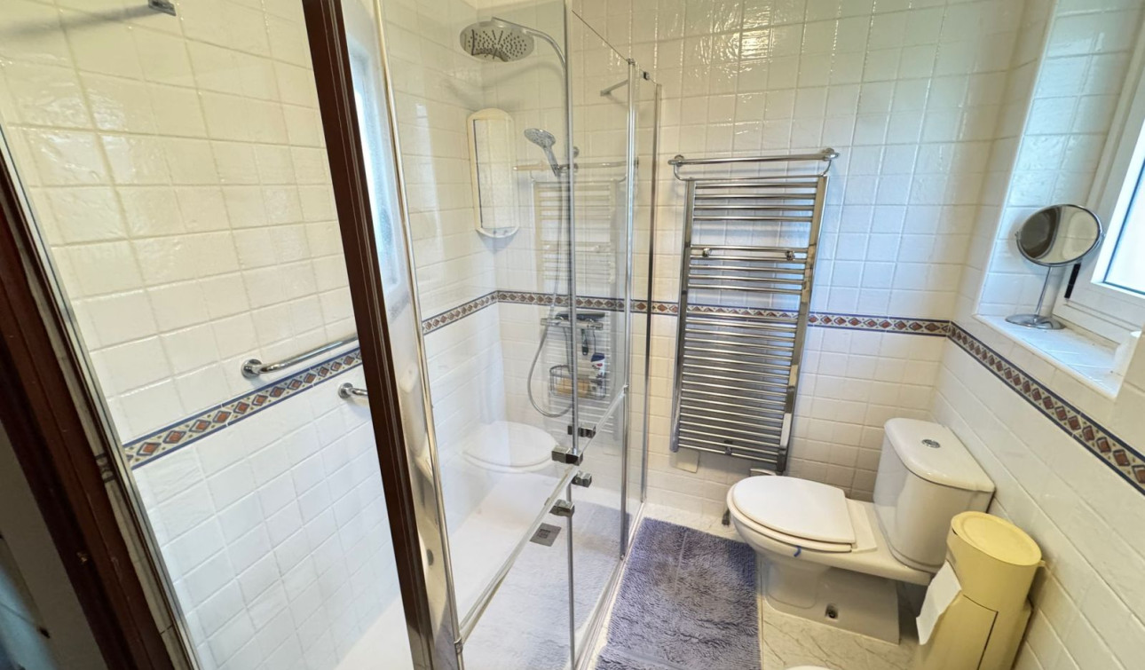 Resale - Detached Villa - Cabo Roig