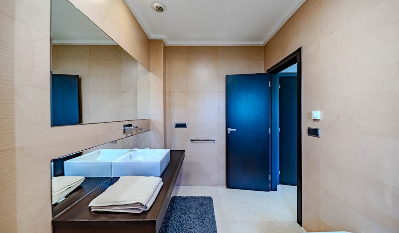 Resale - Detached Villa - Cabo Roig