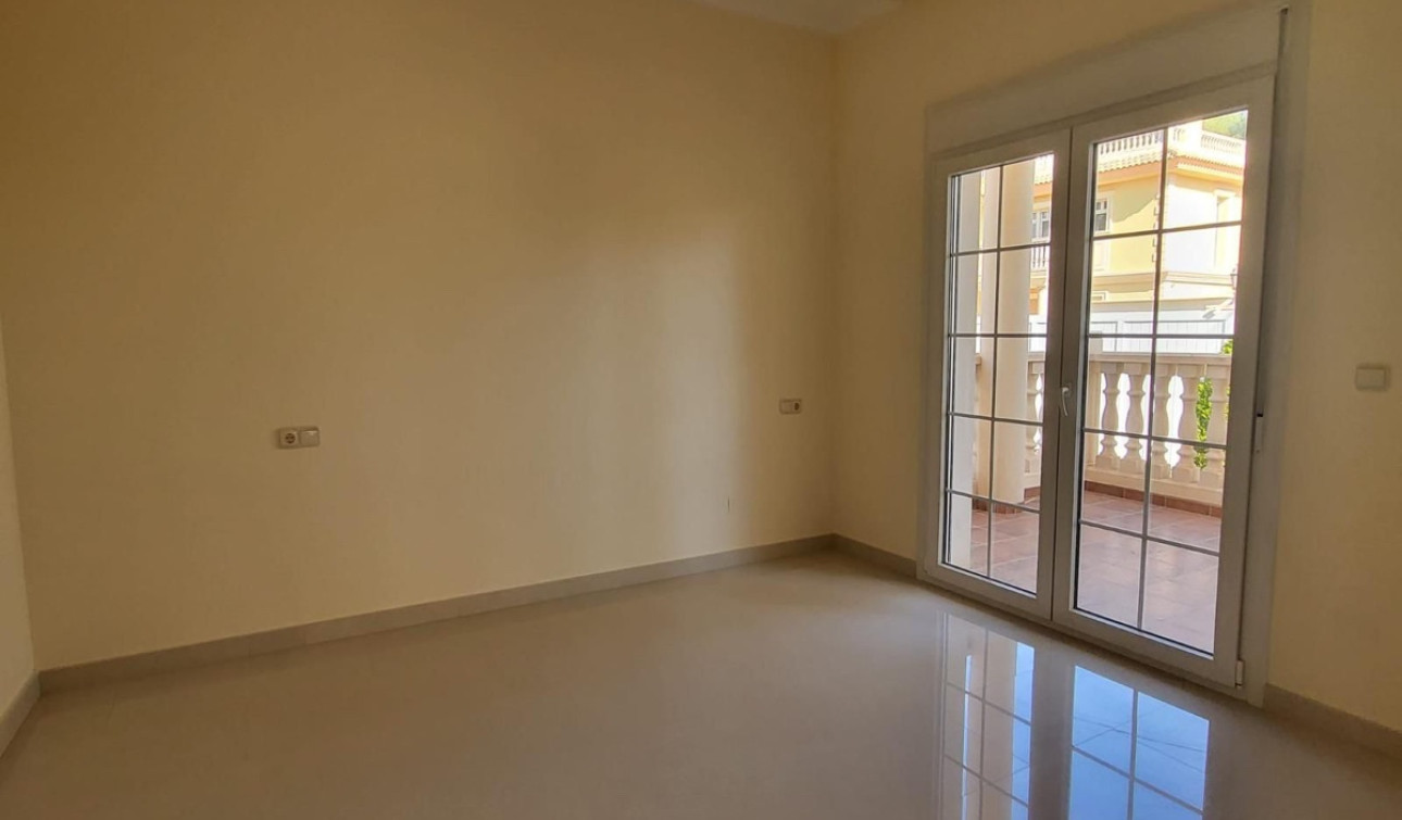 Resale - Detached Villa - Cabo Roig