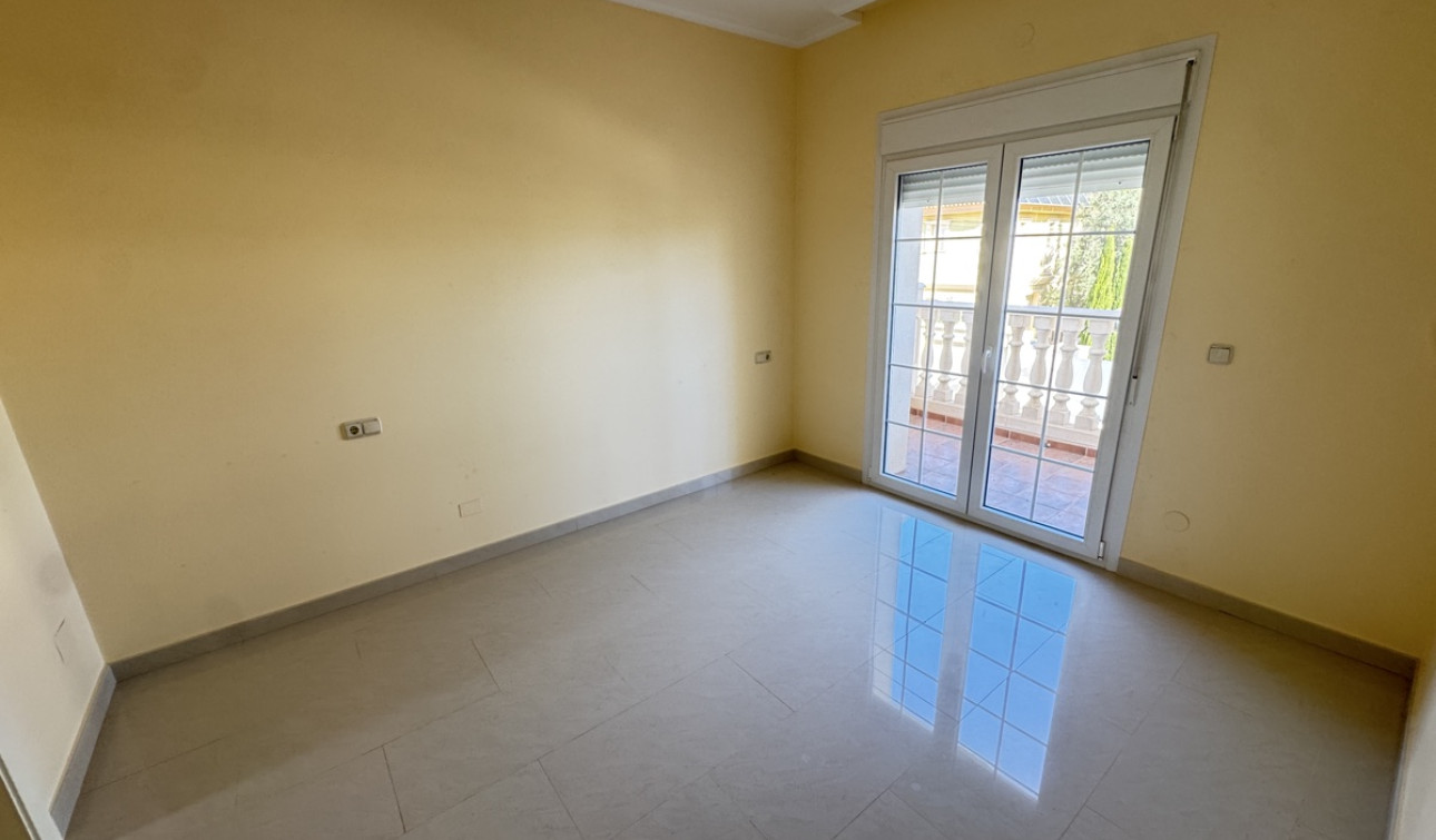 Resale - Detached Villa - Cabo Roig