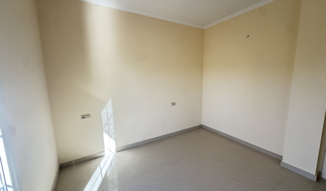 Resale - Detached Villa - Cabo Roig