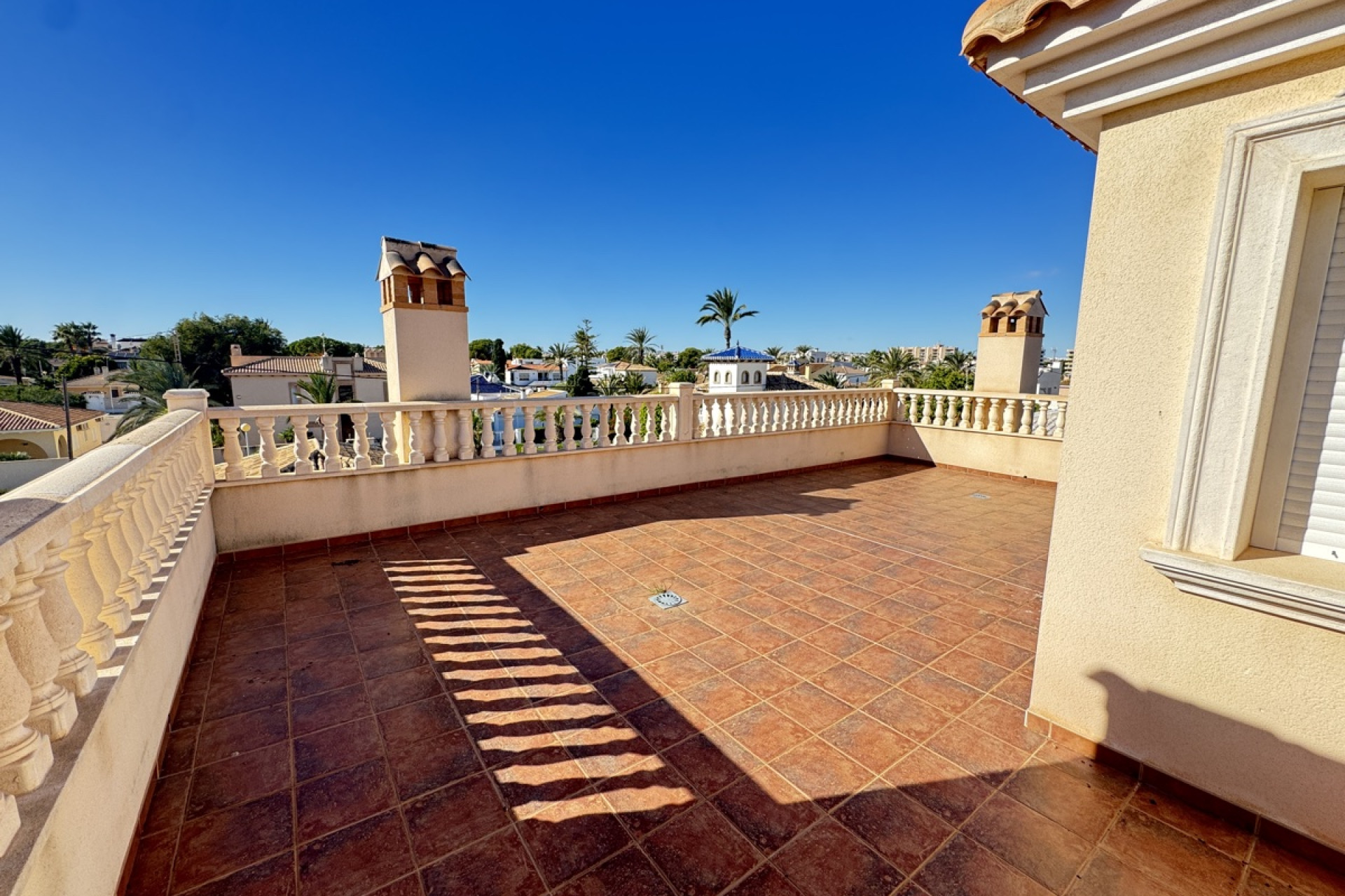 Resale - Detached Villa - Cabo Roig