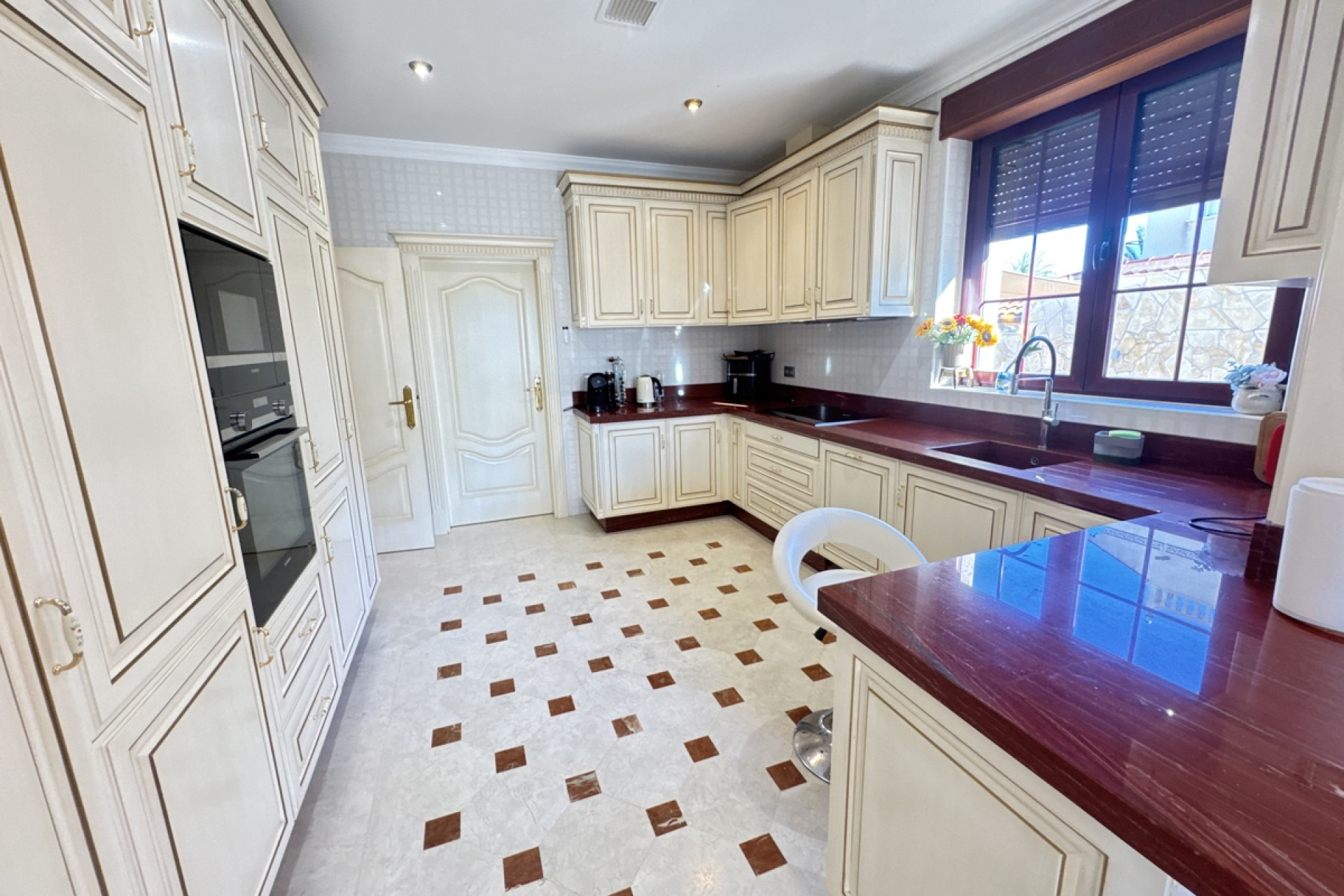 Resale - Detached Villa - Cabo Roig