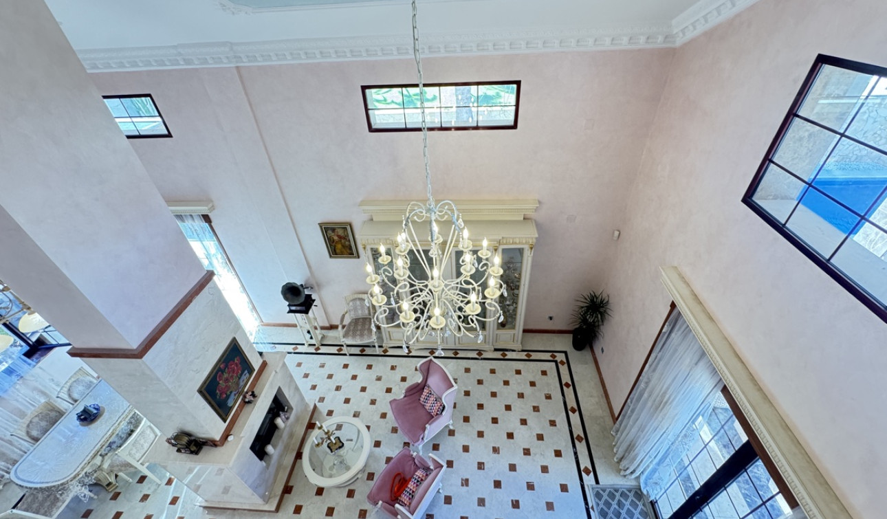 Resale - Detached Villa - Cabo Roig