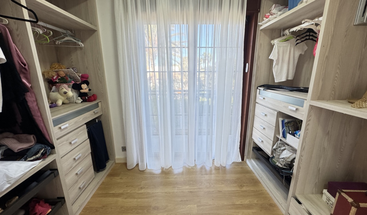 Resale - Detached Villa - Cabo Roig