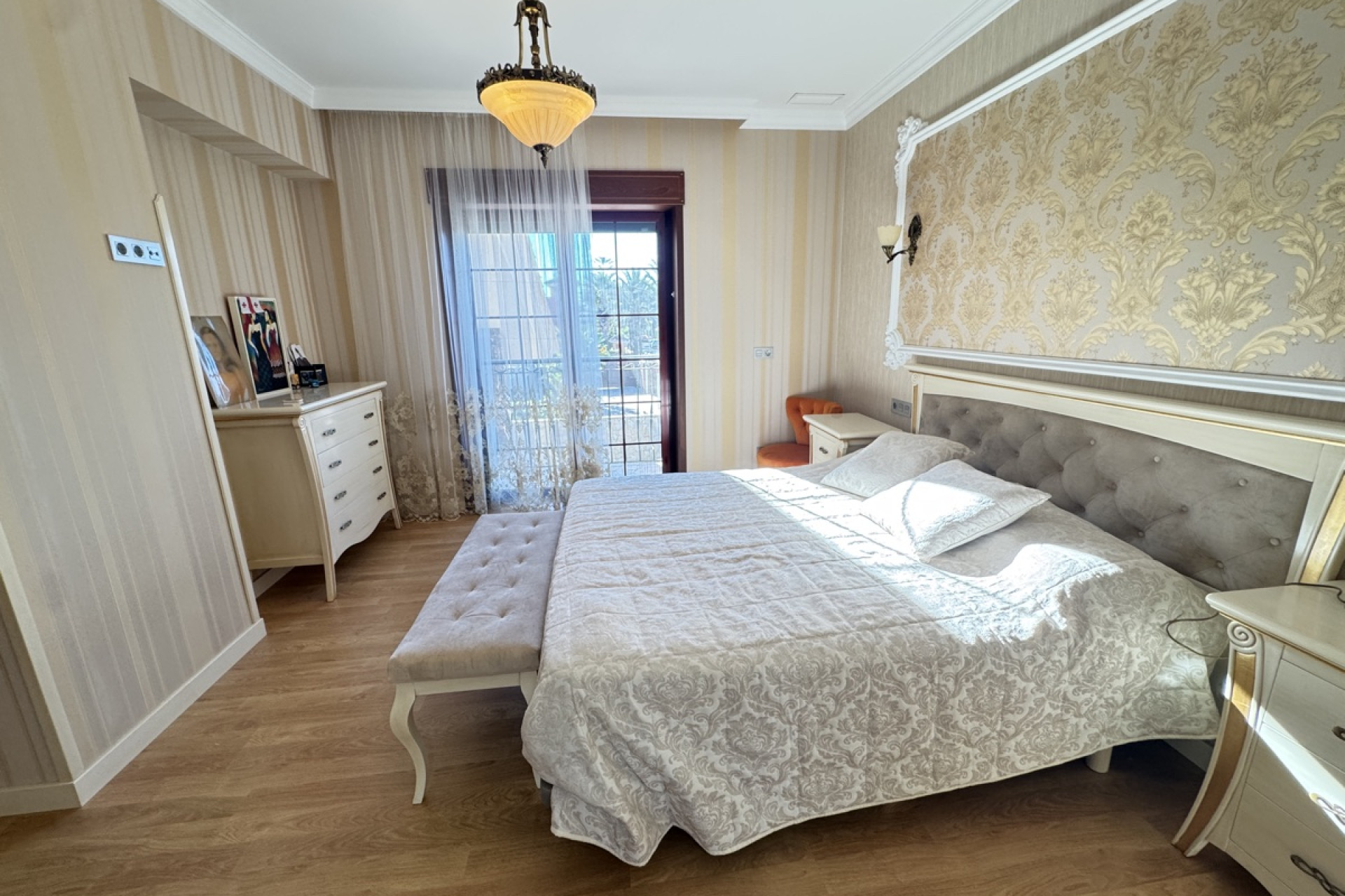 Resale - Detached Villa - Cabo Roig