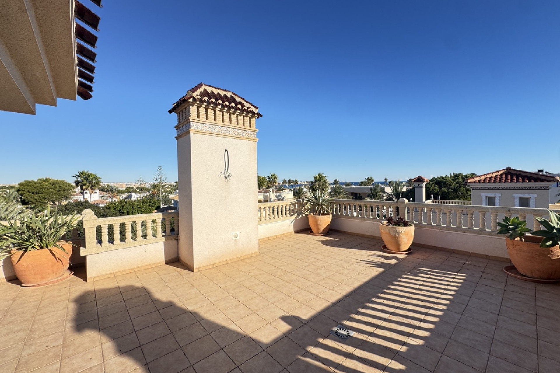 Resale - Detached Villa - Cabo Roig