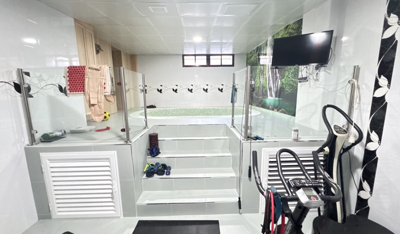 Resale - Detached Villa - Cabo Roig