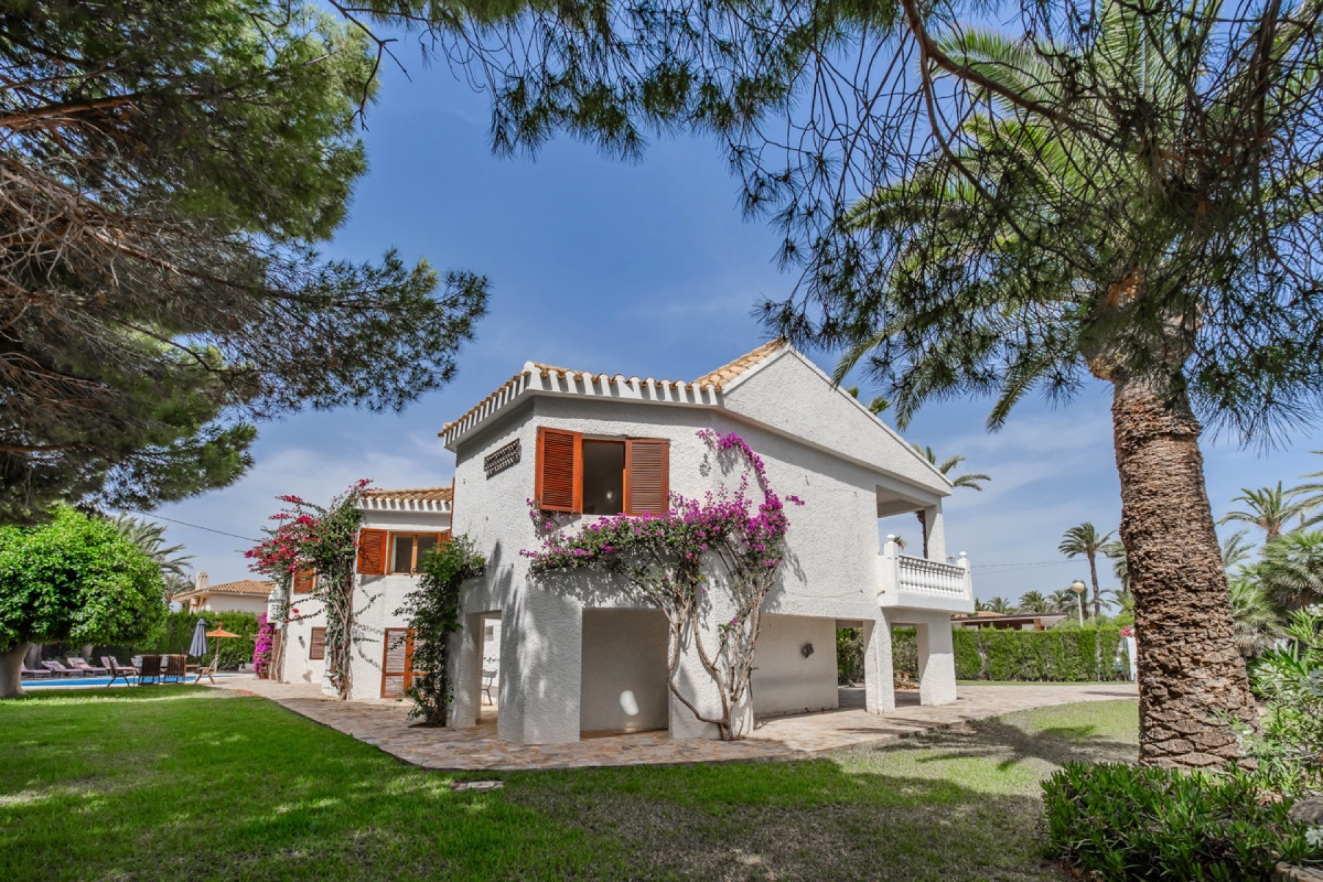 Resale - Detached Villa - Cabo Roig