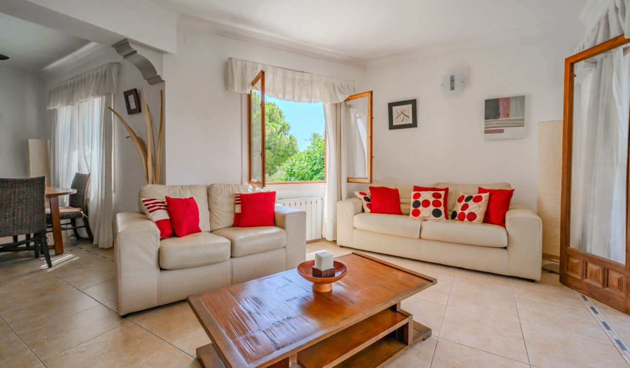 Resale - Detached Villa - Cabo Roig