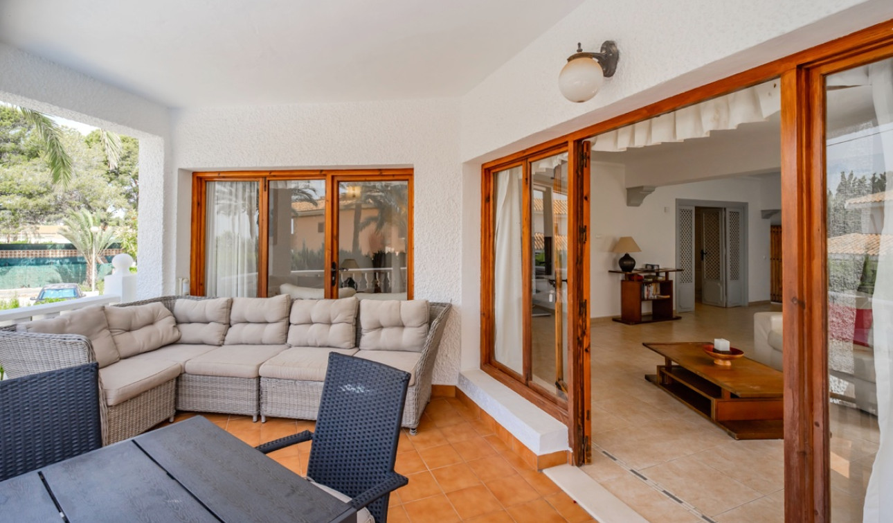 Resale - Detached Villa - Cabo Roig