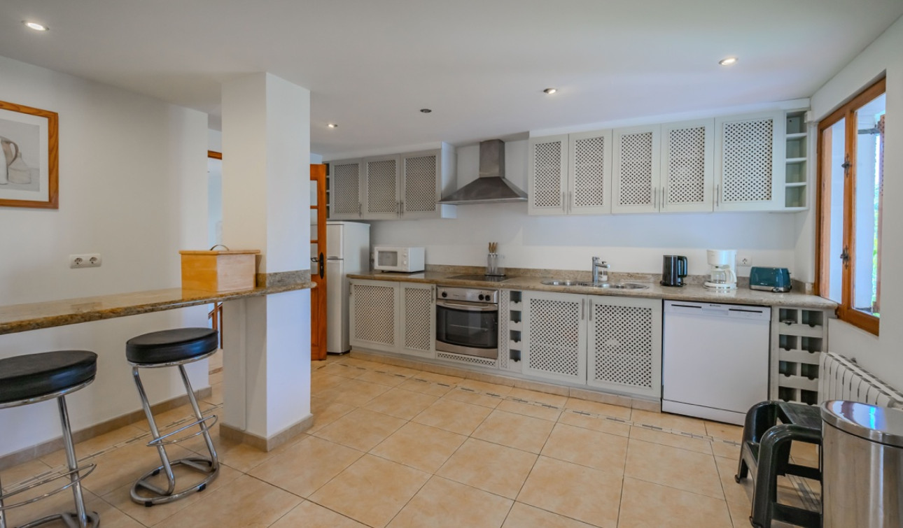 Resale - Detached Villa - Cabo Roig