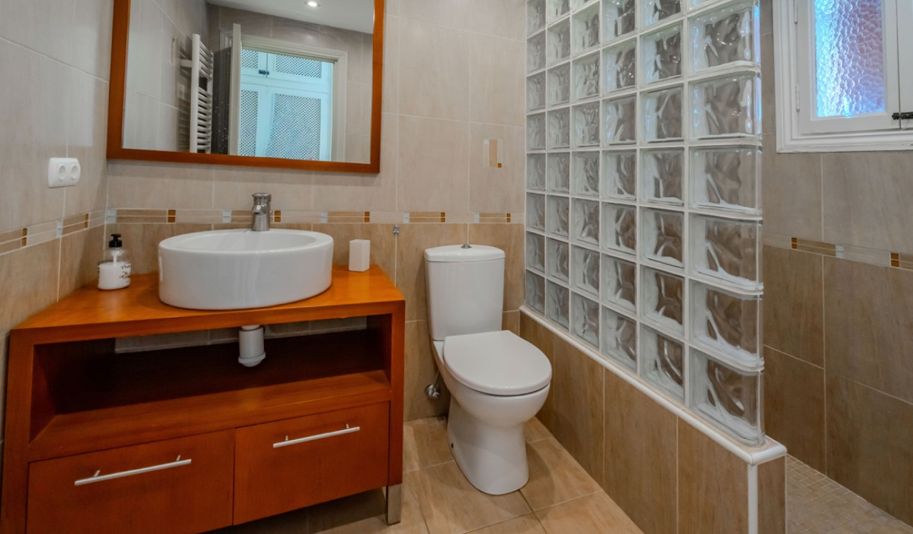 Resale - Detached Villa - Cabo Roig