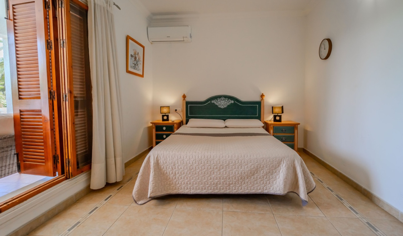 Resale - Detached Villa - Cabo Roig