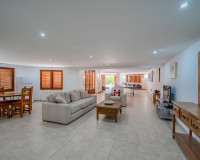 Resale - Detached Villa - Cabo Roig
