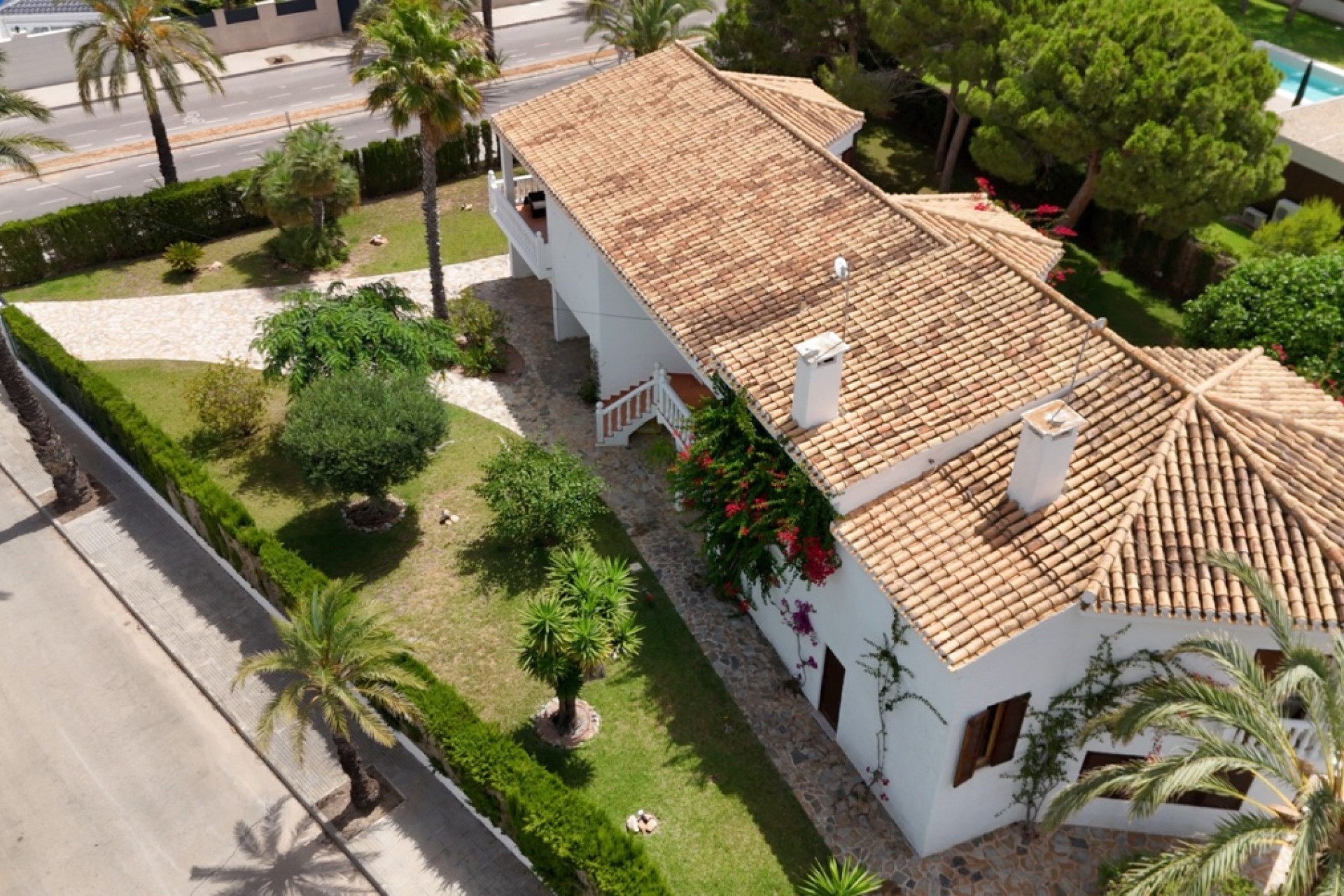 Resale - Detached Villa - Cabo Roig