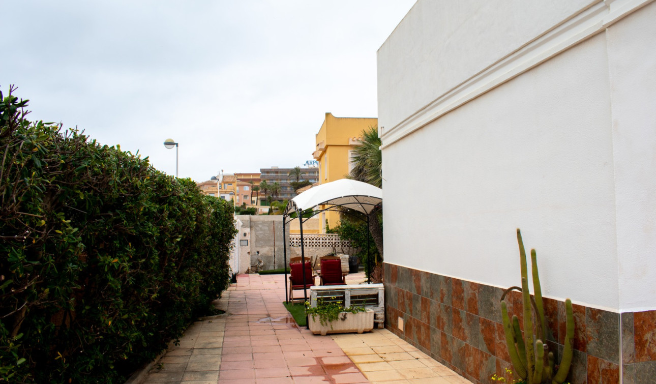 Resale - Detached Villa - Cartagena - La Manga del Mar Menor
