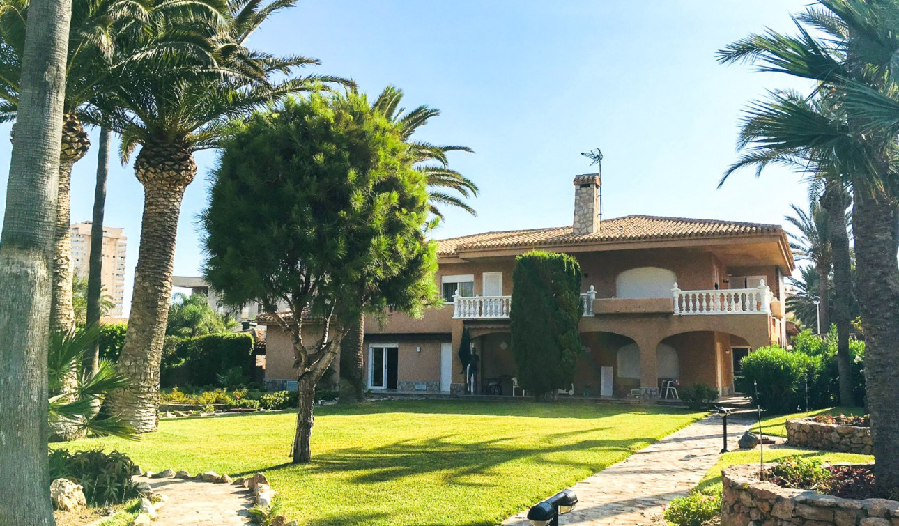 Resale - Detached Villa - Cartagena - La Manga del Mar Menor