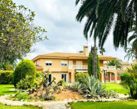 Resale - Detached Villa - Cartagena - La Manga del Mar Menor