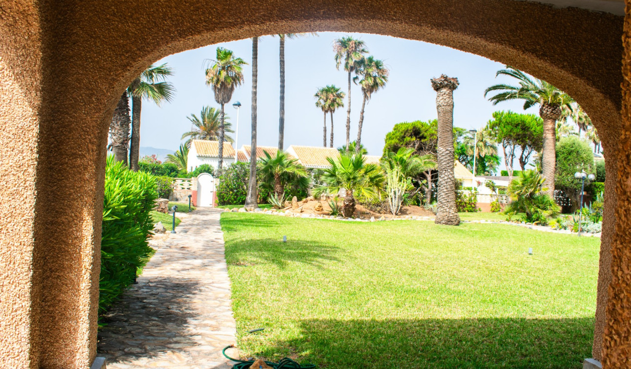 Resale - Detached Villa - Cartagena - La Manga del Mar Menor