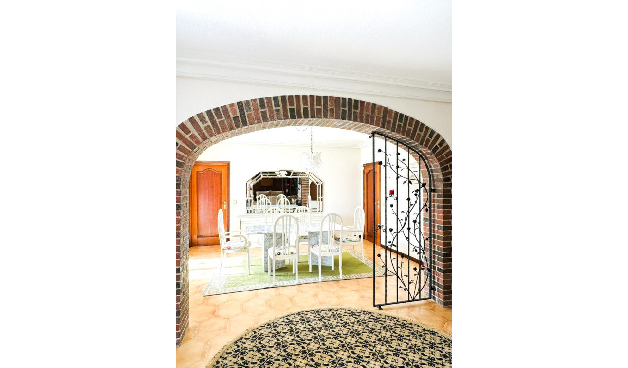 Resale - Detached Villa - Cartagena - La Manga del Mar Menor