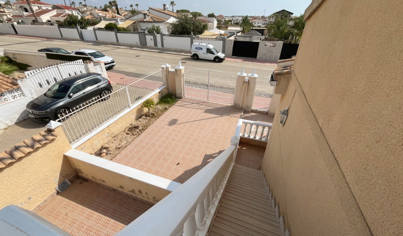 Resale - Detached Villa - Ciudad Quesada - Airstrip