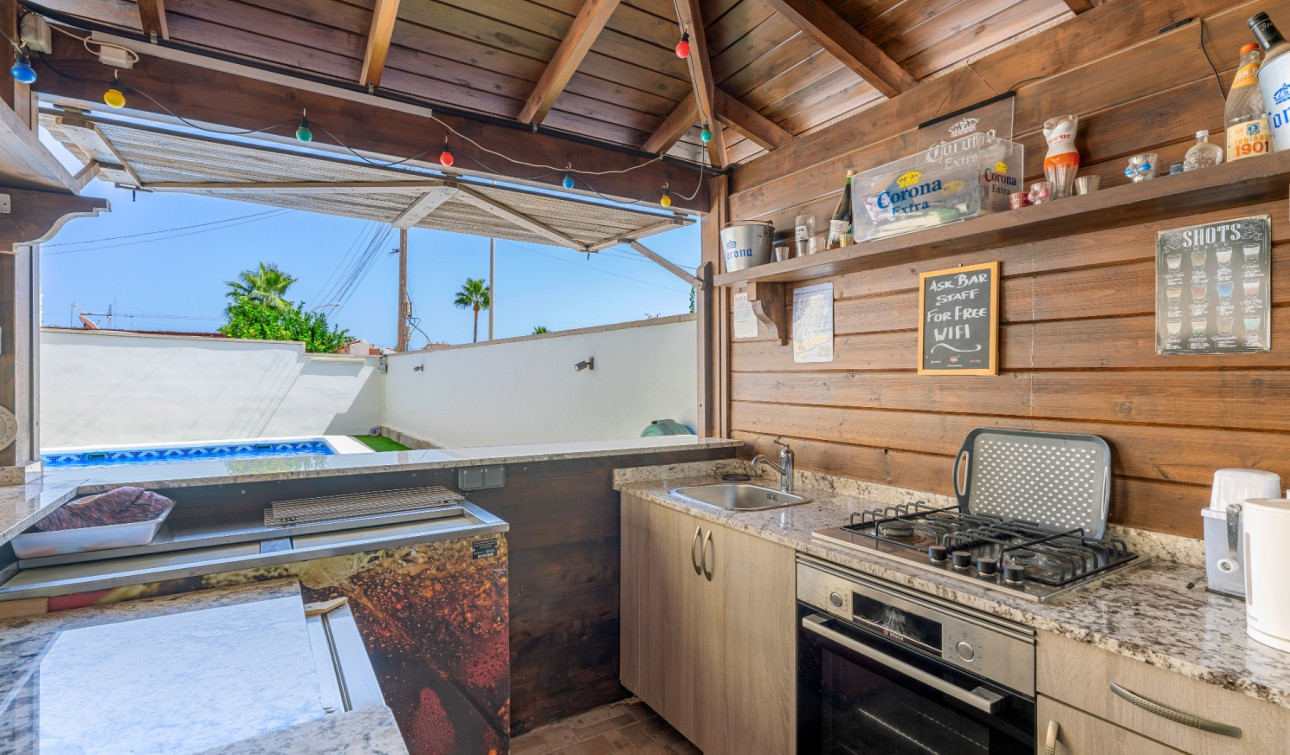 Resale - Detached Villa - Ciudad Quesada - Center