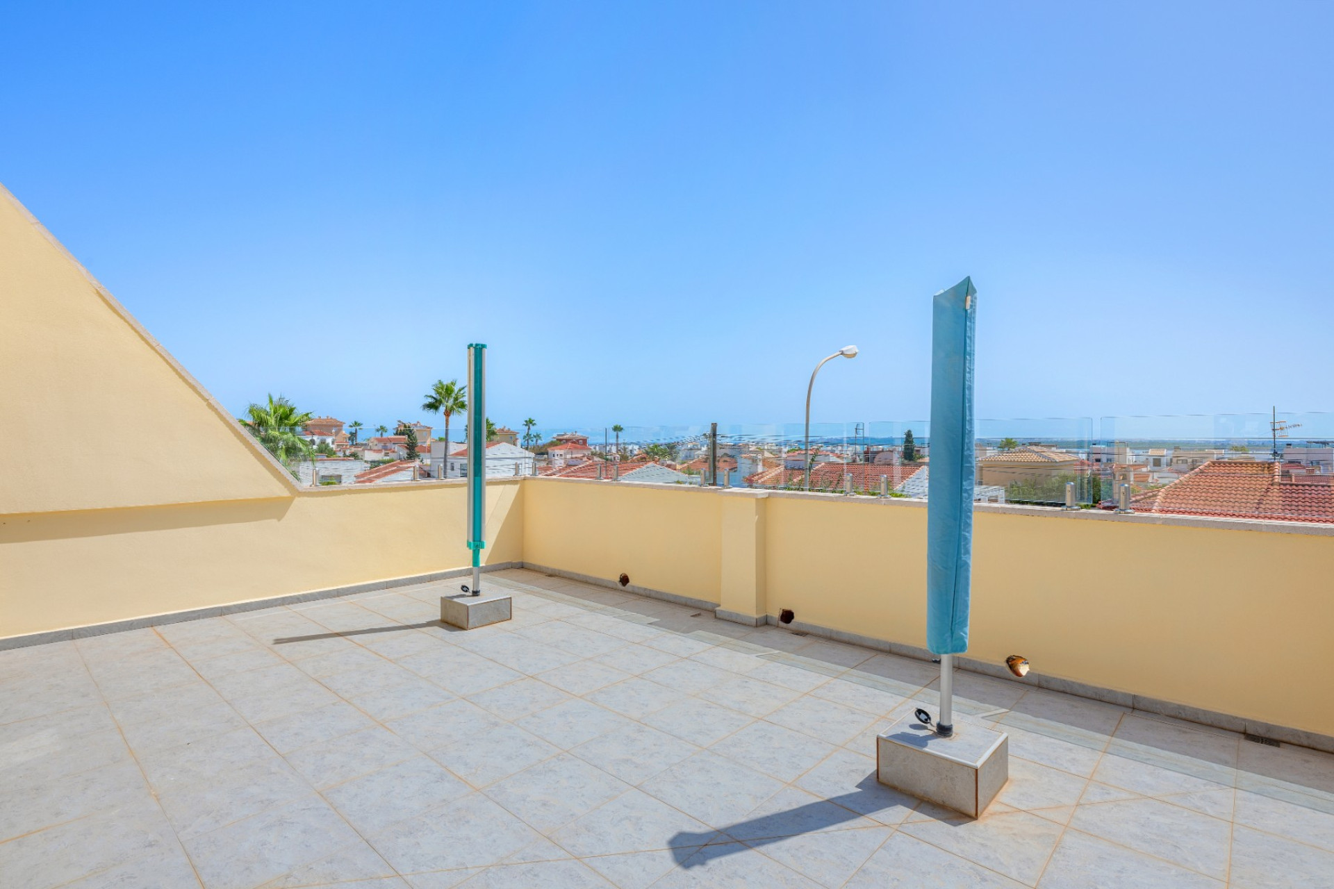 Resale - Detached Villa - Ciudad Quesada - Center