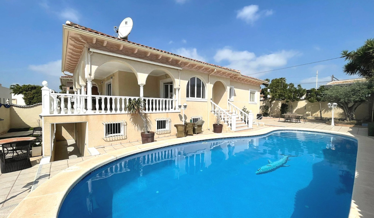 Resale - Detached Villa - Ciudad Quesada - Central Quesada