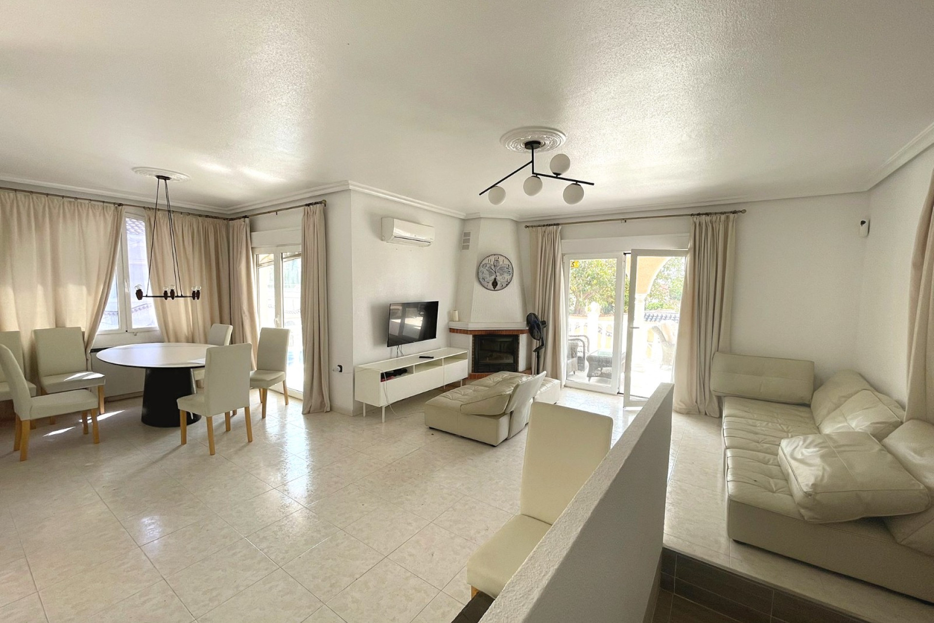 Resale - Detached Villa - Ciudad Quesada - Central Quesada